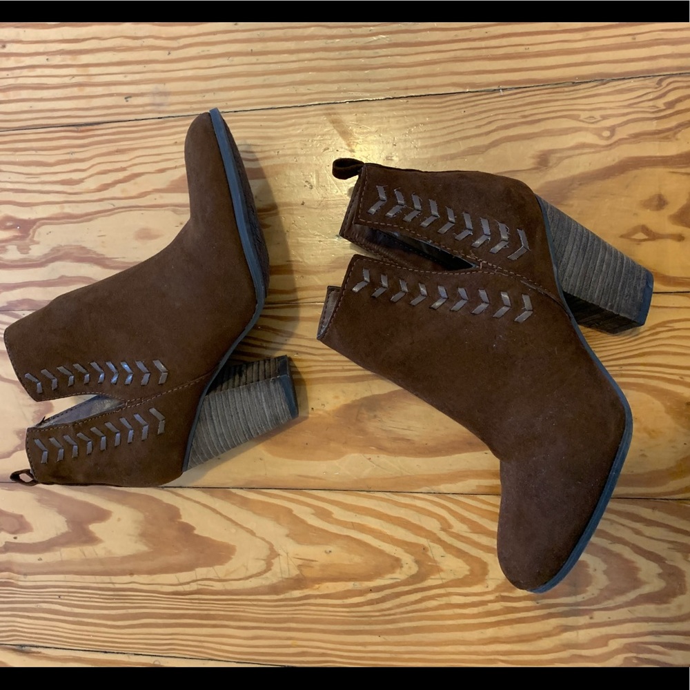Circus brand ankle booties size 6.5